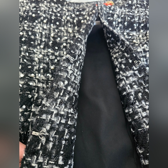 NWT Alice + Olive Black and White Tweed Peals Sequin Jacket Size S - Picture 5 of 10